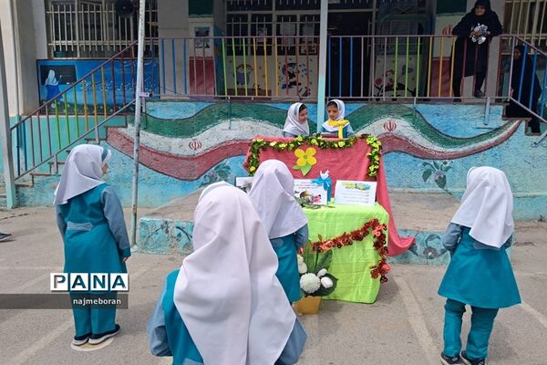 جشن روز دختر و ولادت حضرت معصومه( س) در دبستان بنت‌الهدی شهرستان‌ فیروزکوه