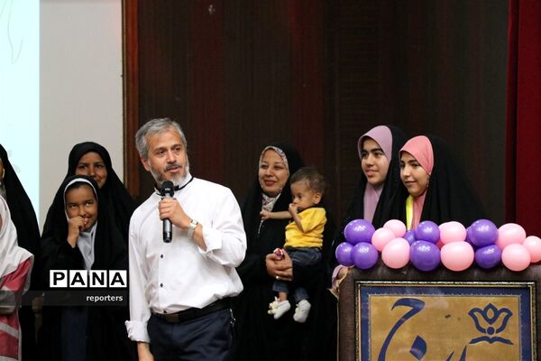 برگزاری جشن ماهدخت به‌مناسبت روز دختر در ناحیه ۷ مشهد