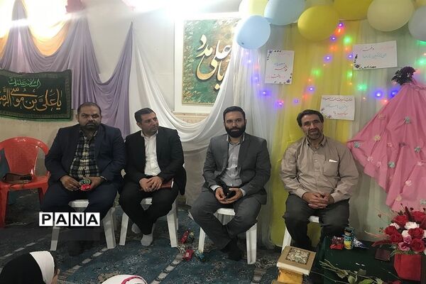 حضور خادمان حرم حضرت معصومه‌ در جمع دختران دبستان فاطمه کریمه شهرستان قدس