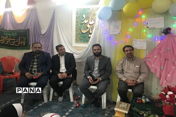 حضور خادمان حرم حضرت معصومه‌ در جمع دختران دبستان فاطمه کریمه شهرستان قدس