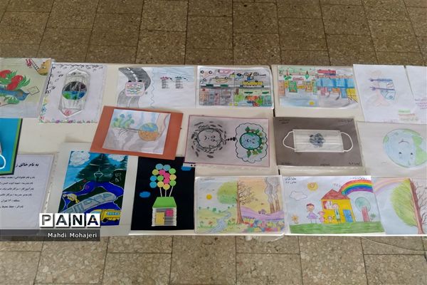 نمایشگاه آثار دانش‌آموزان با موضوع بهداشت و محیط زیست