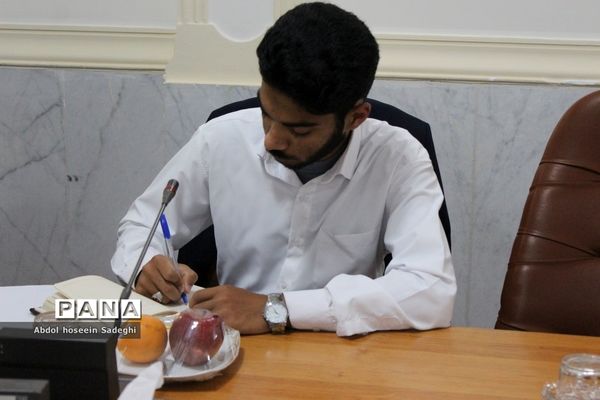 نشست خبری و دیداری با خبرنگاران و مدیران رسانه‌ها در بوشهر