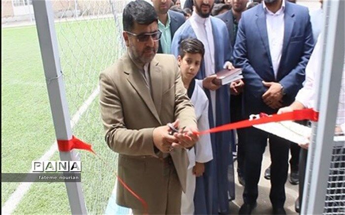 آیین افتتاح زمین چمن مصنوعی در منطقه تبادکان خراسان‌رضوی