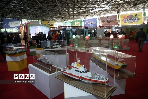 افتتاح نمایشگاه کار دانشگاه تهران