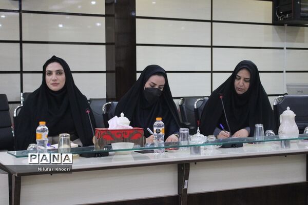 جلسه شورای برنامه‌ریزی و نظارت کودکستان‌های استان بوشهر