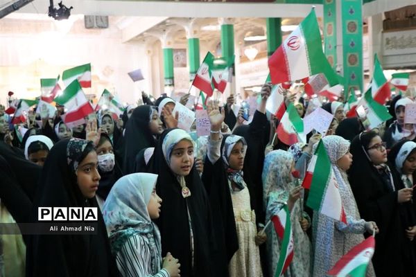 مراسم جشن دختران و دهه کرامت در حرم حضرت معصومه(س)