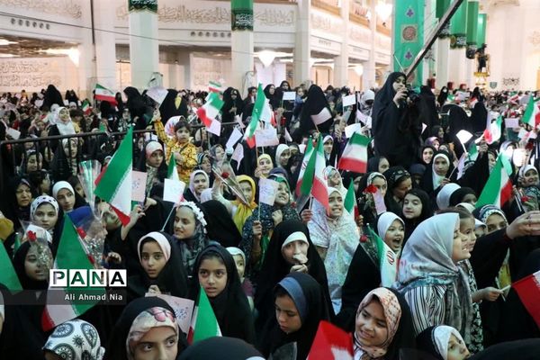 مراسم جشن دختران و دهه کرامت در حرم حضرت معصومه(س)