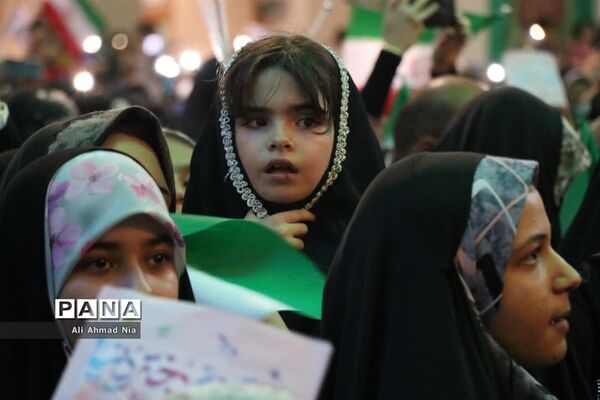مراسم جشن دختران و دهه کرامت در حرم حضرت معصومه(س)