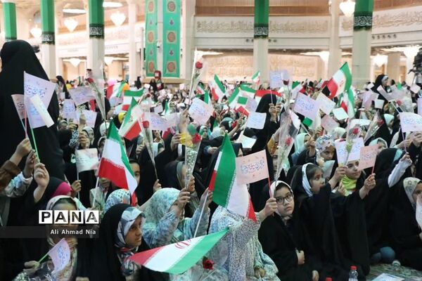 مراسم جشن دختران و دهه کرامت در حرم حضرت معصومه(س)