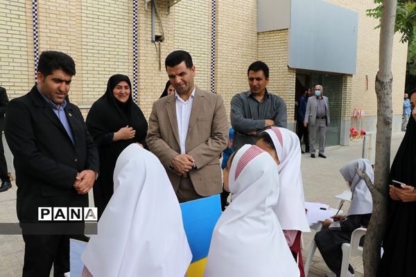 ‌تقدیر از برگزیدگان طرح‌ها و برنامه‌های معاونت آموزش ابتدایی آموزش و پرورش ناحیه 2 شهرری