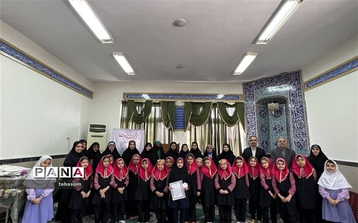 برگزاری جشن روز دختر در آ موزش و پرورش منطقه 6