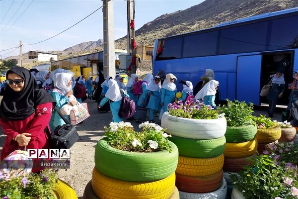 اردوی تفریحی دانش‌آموزان دبستان پرنیان شهرستان ابرکوه