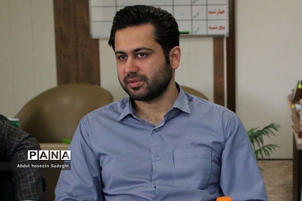 جلسه گرامیداشت سالروز آزاد‌سازی خرمشهر و روز مقاومت در اداره‌کل آموزش و پرورش استان بوشهر