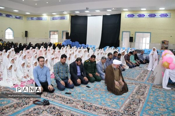 جشن تکلیف دانش‌آموزان دختر پایه سوم بخش بهمن  ابرکوه