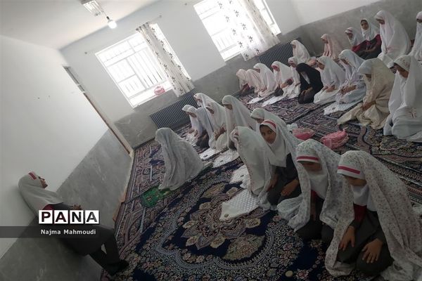 برپایی طرح صبحگاه عصمت در دبستان آیت الله غفاری خاتم