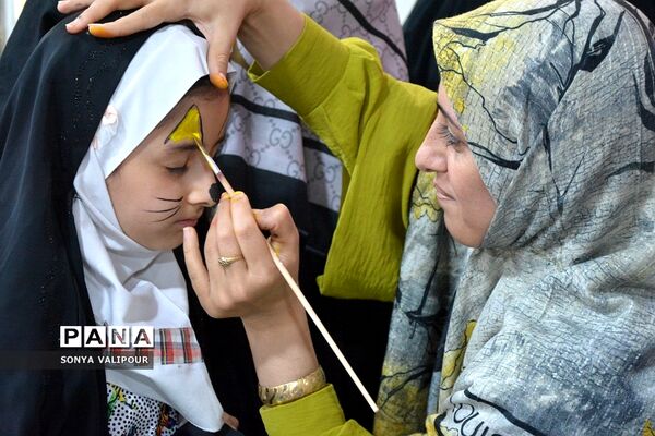 جشن بزرگ دهه کرامت در بهارستان دو