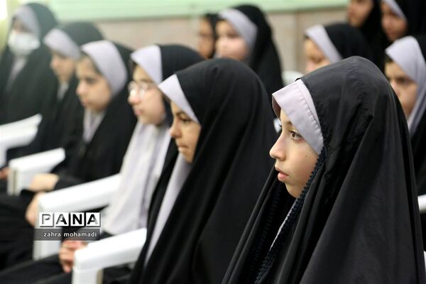گرامیداشت روز دختر با حضور شهردار منطقه ۱۰