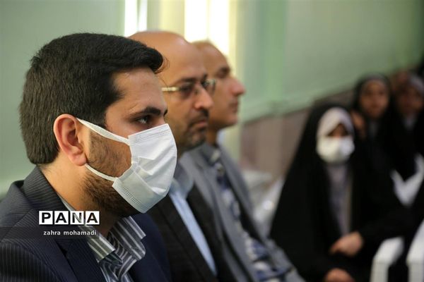 گرامیداشت روز دختر با حضور شهردار منطقه ۱۰