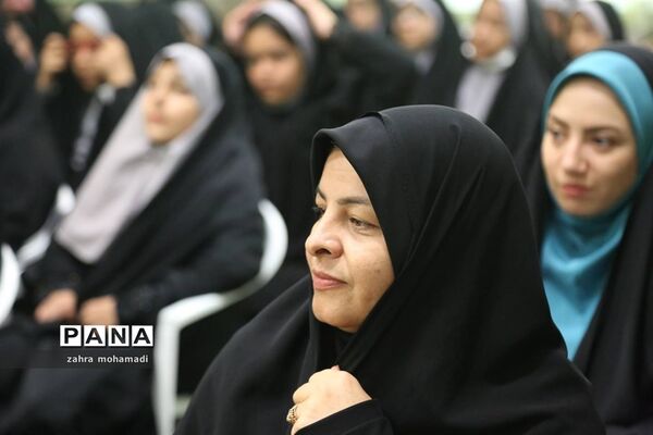 گرامیداشت روز دختر با حضور شهردار منطقه ۱۰
