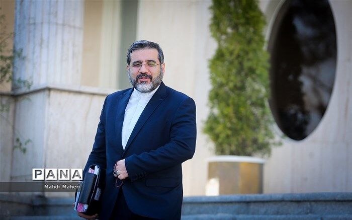 واکنش اسماعیلی به شایعه ممنوع‌الکاری برخی از خوانندگان