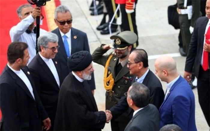 آیت‌الله رئیسی اندونزی را به مقصد کشورمان ترک کرد
