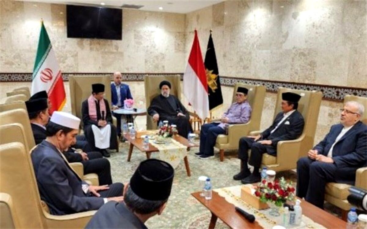 تنها راه صیانت از نسل جوان در برابر هجوم ضد فرهنگی غرب، گسترش معنویت و اخلاق است