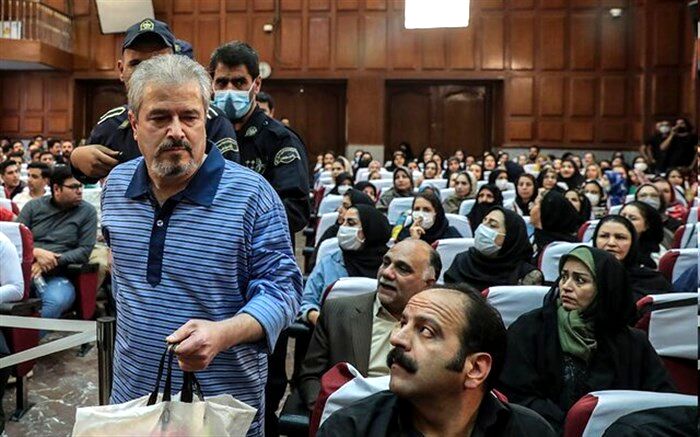 دادگاه کینگ مانی با اتهام 107 میلیون یورو کلاهبرداری برگزار شد