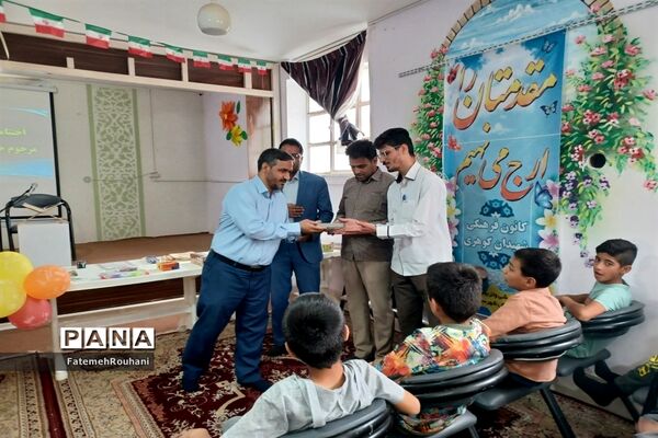 برگزاری جشن دهه کرامت و اختتامیه کلاس‌های دارالقرآن مرحوم حیدری خلیل‌آباد