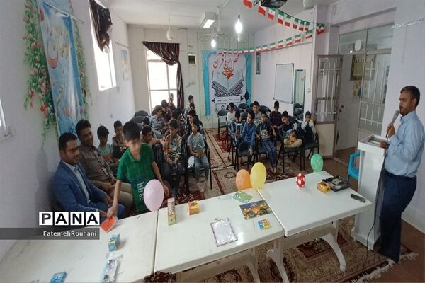 برگزاری جشن دهه کرامت و اختتامیه کلاس‌های دارالقرآن مرحوم حیدری خلیل‌آباد