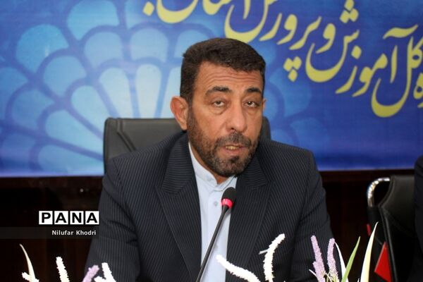 جلسه هم‌اندیشی طرح دانش‌آموز تراز انقلاب اسلامی در بوشهر
