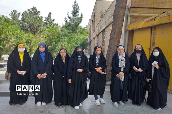 اردوی معنوی اعضاء کارگروه‌های تربیتی در گلزار شهدای ملارد