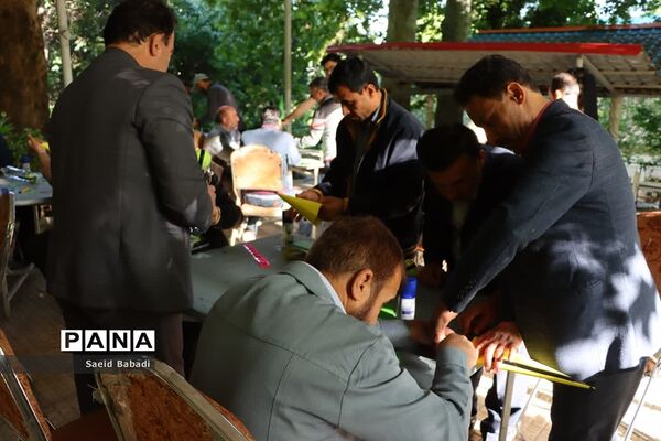 کاردوی تحولی مشاوران و مربیان پرورشی مدارس قم در اردوگاه شهید باهنر تهران