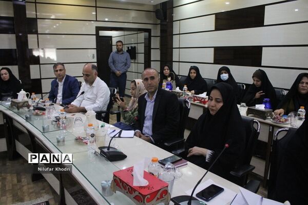 آیین تقدیر از فعالان حوزه معاونت آموزش متوسطه اداره کل  آموزش و پرورش استان بوشهر