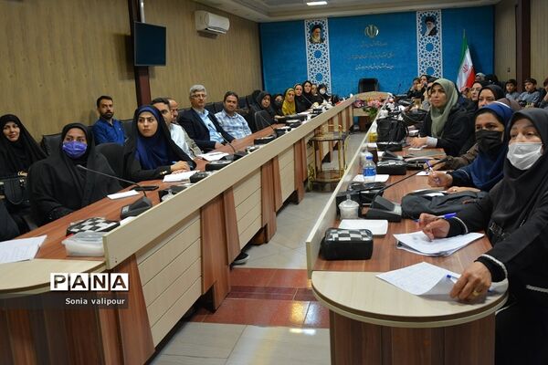 برگزاری کارگاه شطرنج در اداره آموزش و پرورش بهارستان۲