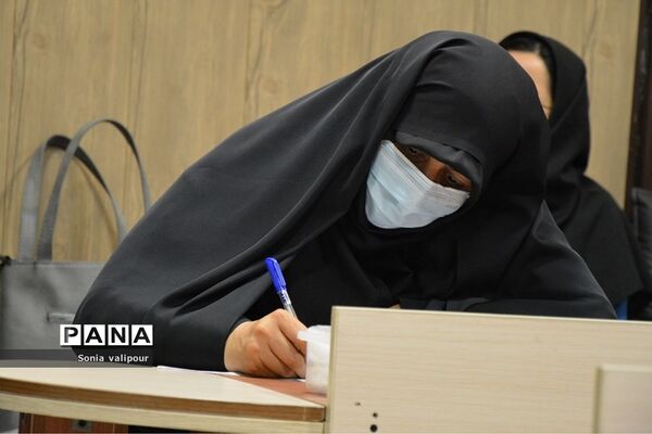 برگزاری کارگاه شطرنج در اداره آموزش و پرورش بهارستان۲