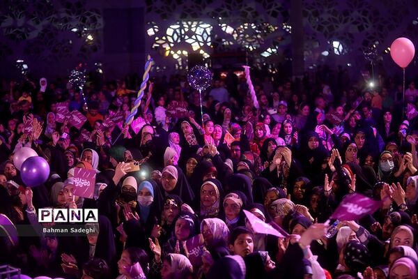 جشن بزرگ دختر ایران