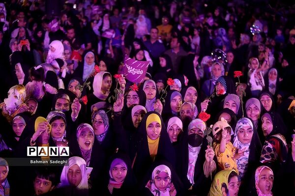 جشن بزرگ دختر ایران