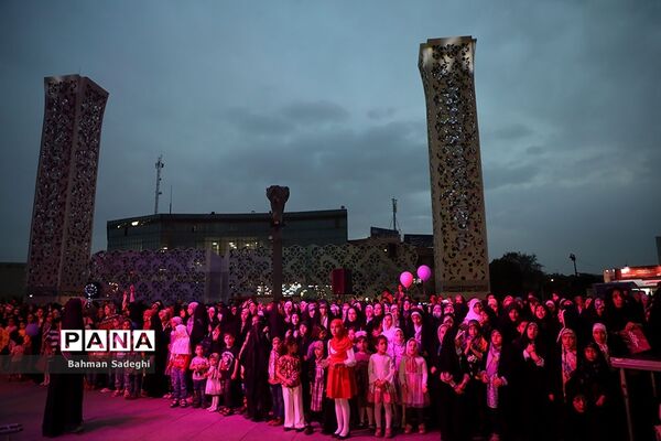 جشن بزرگ دختر ایران