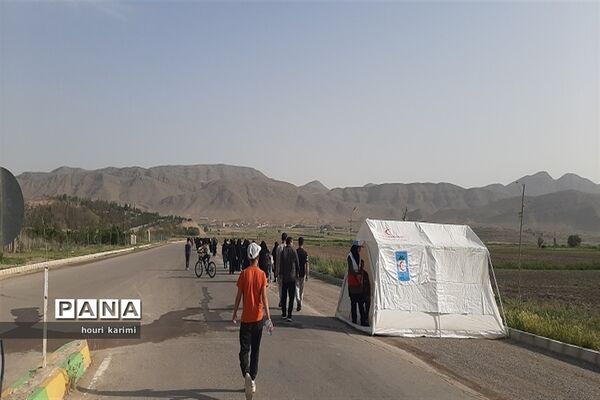 پیاده‌روی خانوادگی به‌مناسبت دهه کرامت در شهرستان مانه وسملقان