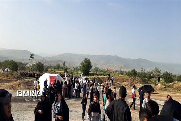 پیاده‌روی خانوادگی به‌مناسبت دهه کرامت در شهرستان مانه وسملقان