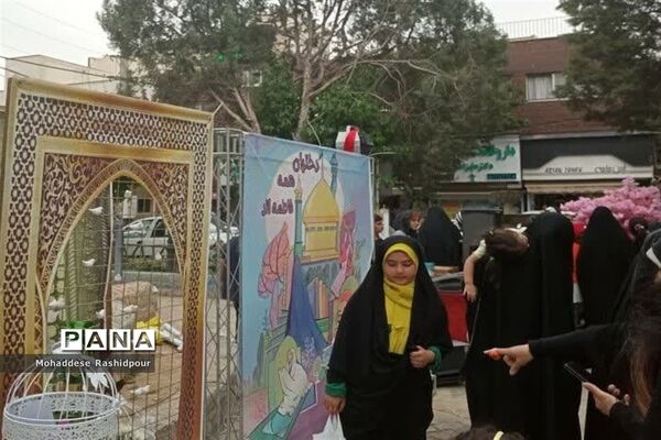 برگزاری جشن دهه کرامت درمنطقه باغ فیض اسلامشهر