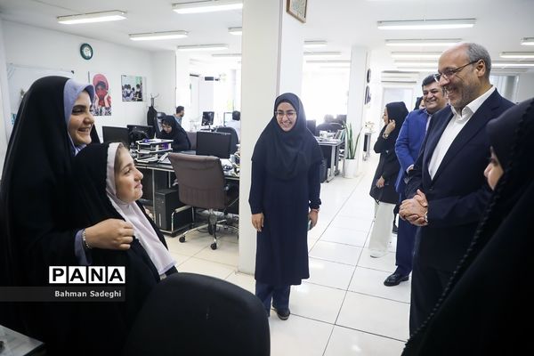 حضور رئیس کمیسیون عمران و حمل و نقل شورای شهر در خبرگزاری پانا