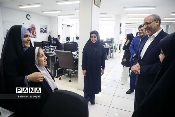 حضور رئیس کمیسیون عمران و حمل و نقل شورای شهر در خبرگزاری پانا