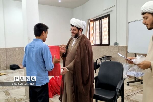 اردوی آموزشی دانش‌آموزان در حوزه علمیه امام صادق(ع)