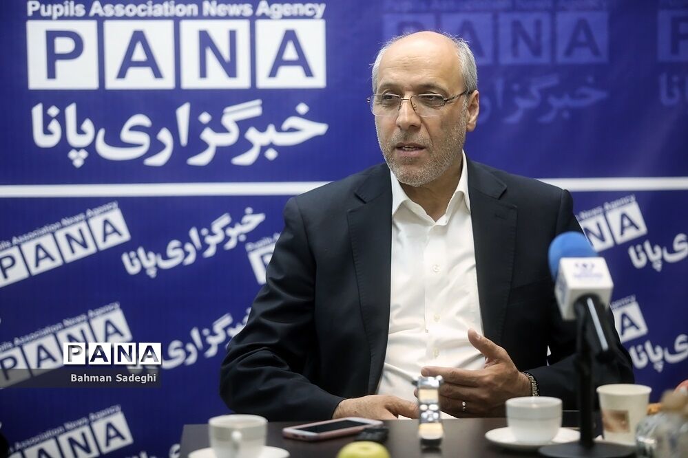 بازدید رئیس کمیسیون عمران و حمل‌ونقل شورای شهر تهران از خبرگزاری پانا