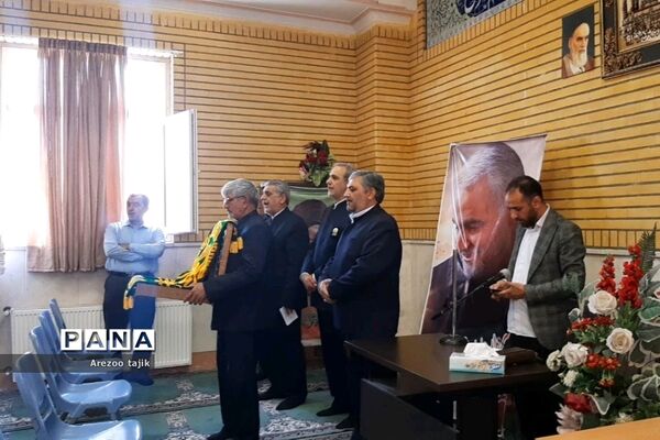 زیارت پرچم امام رضا (ع) در مدرسه استثنایی نور اسلام ورامین