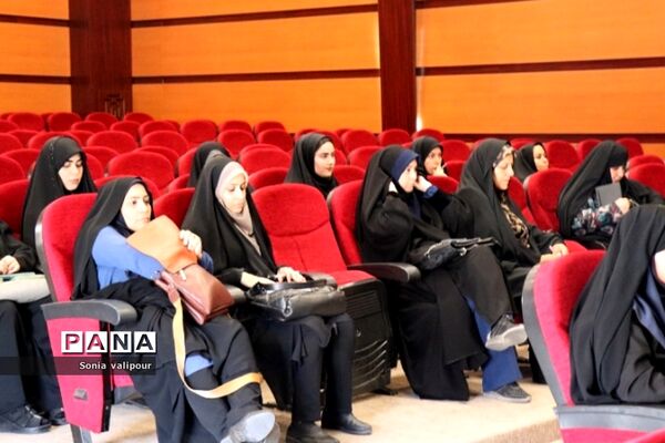 برگزاری اولین روز از دومین دوره مهندسی فرهنگی در سالن سجادیه