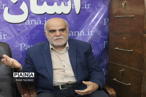 تجلیل از مسئول خبرگزاری پانا استان بوشهر