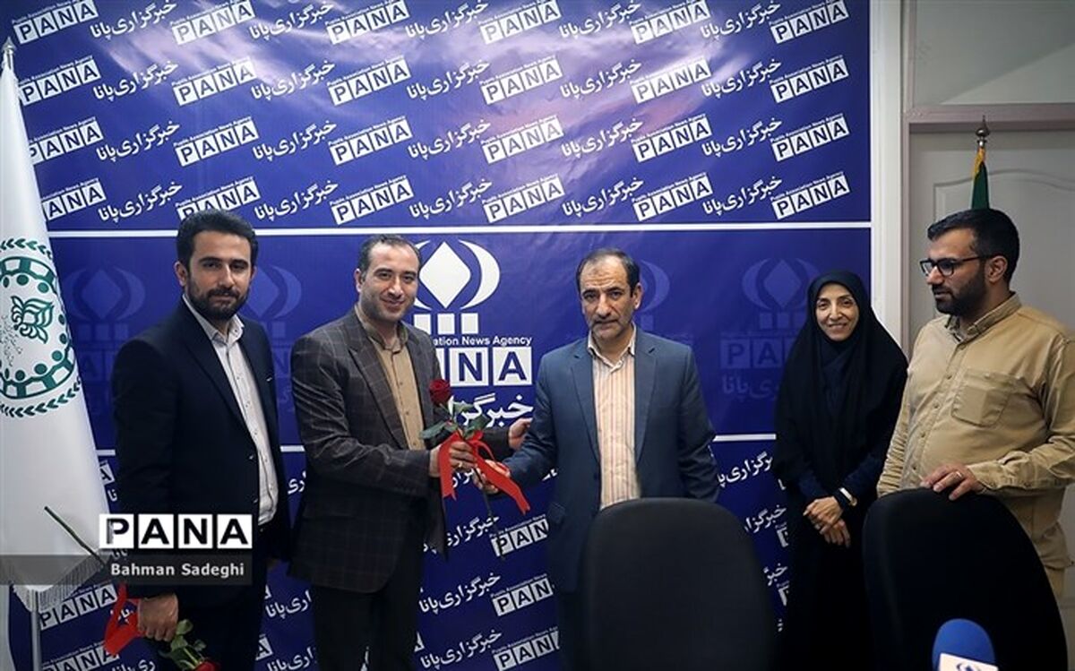 سرپرست مرکز اطلاع‌رسانی و روابط عمومی وزارت آموزش‌و‌پرورش، عضو افتخاری خبرگزاری پانا شد