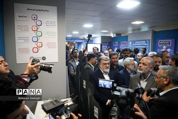افتتاح نمایشگاه تعالی حکمرانی شهری با حضور وزیر کشور